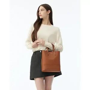 [헤지스 악세사리]헤지스 액세서리 여성 [스테디셀러] 브라운 로고프린트 가죽 토트백  (WIBA5E403W2)