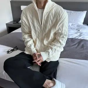 [아레스][1400장돌파] 리프 풀집업 꽈배기 울 니트 (4color)