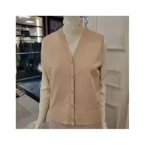 BCBG 비씨비지 봄24 체인자수 V넥 베스트 B4A2K512