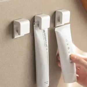 ( )다용도 치약 거치대 무타공 접착식 튜브꽂이 칫솔 홀더 욕실 수납