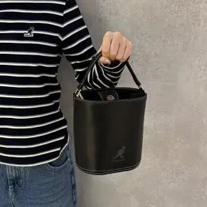 [국내정식매장] 캉골 가방 Kangol 루나 레트로코어 버켓백 3961 블랙 크로스백 슬링백