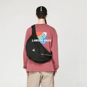 빅사이즈 바디백 대학생 보조가방 학원 크로스백 숄더