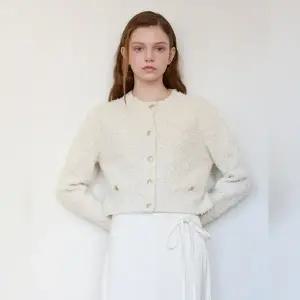 [롯데백화점]올리브데올리브 금장 단추 트위드 니트 가디건 OK5SD263