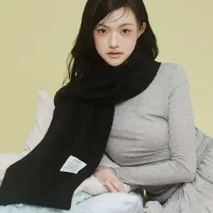 갤러리아 RECLOW 울터치 니트 머플러 블랙