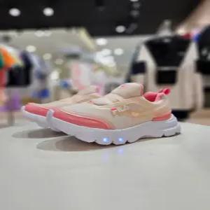 [휠라키즈] 키즈 운동화 휠라 이글 라이트 KD 3XM01853E 650