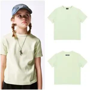 [갤러리아] AZA8TS04YG 옐로우그린 후라이스 반팔티셔츠