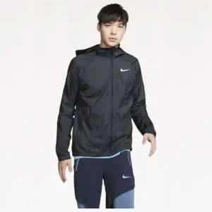 나이키 에센셜 후드 런닝 트래킹 바람막이자켓 BV4871-010
