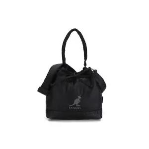 [롯데백화점]캉골 글로시 앰버 미니버켓백 3996 블랙 (KRFBTB39960)