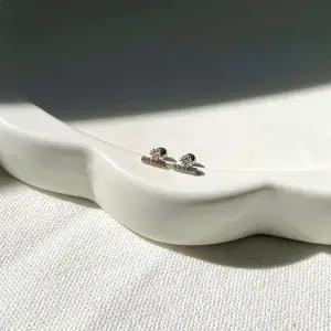 고품질 바벨피어싱 큐빅 변경가능 악세서리 패션 트렌디 (WFKBOQD)