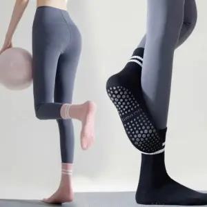 큰손 삭스 양말 스포츠 필라테스 논슬립 미끄럼방지 니삭스 롱삭스 패션 긴양말 홈트 실리콘