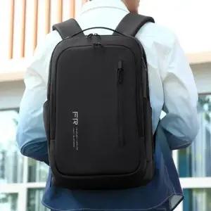 usb포트 30대 남자 백팩 캐주얼노트북 돋보 WFIQ33L