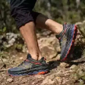 mizuno (남성) 웨이브 무진 10 - 블랙아프리콧스파이시 오렌지 J1GJ247051