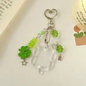 (보리별) 네잎클로버 아크릴 사진 액자 키링 추억 (WFHKUXI)