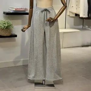 [대구백화점] [반에이크]절개라인 기모 트레이닝 와이드 팬츠(VB5ZSLMP01Z)