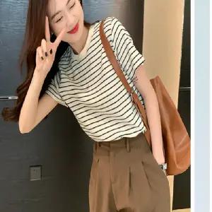 여성반팔티 스트라이프 단가라 줄무늬 여름 티셔츠 사무실 출퇴근 현장근무복