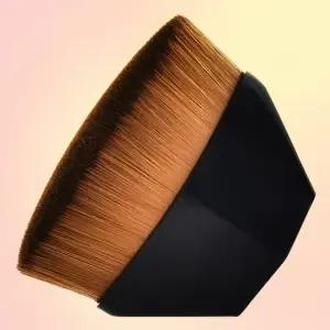 파운데이션 브러쉬 촉촉 메이크업 블러셔 모공커버 (WFKKUMT)