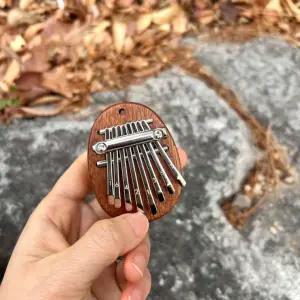 악기 미니 목걸이 칼림바 취미