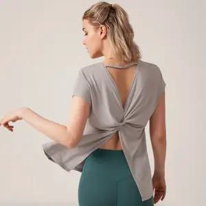 휴앤핏 루즈 뒷트임 모달 요가 필라테스 티셔츠 백오픈 힙커버기능성 여성트레이닝세트 필라테스옷 상의 스