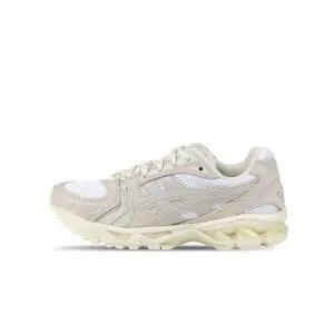 [아식스] 젤 카야노 14 화이트 스모크 그레이 남자 여성 운동화 1202A105-103-305500