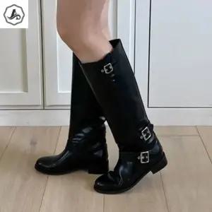 [애슬릿] 롱 부츠 여성 바이커 와이드 통넓은 버클 발 편한
