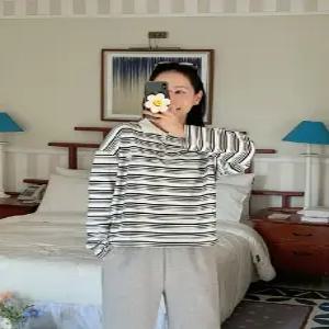 MADE 피크닉 스트라이프 세미크롭 카라 티셔츠 (2 color)