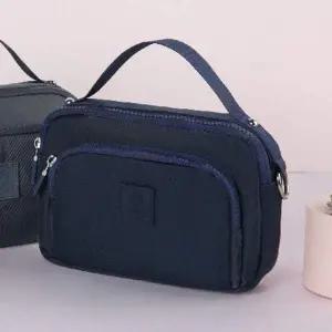 [콩심팥심]엄마 외출 보조 크로스백 데일리 숄더백 네이비 가방
