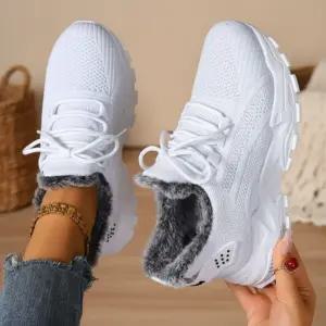 여성 겨울 방한 내추럴 털신 데일리 스니커즈