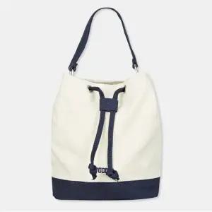 우디) 캔버스 버킷백 SPAKDA9A06-T)