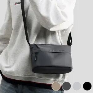 미니멀 사이즈 3개 메인 지퍼 수납 포켓 공용 크로스백 남자크로스백 비니지스백 캐주얼백
