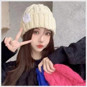 [에이치플러스몰]bns 여성 겨울모자 방한모자 군밤모자 털모자 니트모자