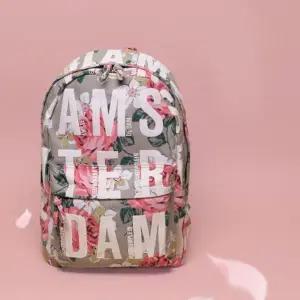 로빈루스 봄바람처럼 살랑 백팩