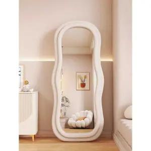 웨이브 전신거울 옷가게 포토존 스탠드 비정형 인테리어 미러