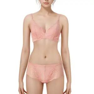 [롯데백화점]엘르이너웨어 [선물포장] 클래식 레이스 브라팬티세트 EEWBR232EEWBP232CR
