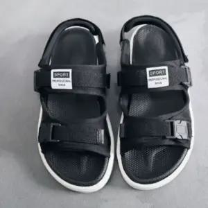 남여공용 데일리 여름 커플 샌들 슬리퍼 여행 슈즈