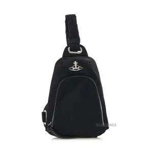 [비비안 웨스트우드] FW24 여성 리나일론 바디 슬링백 58010004U W001Y N401