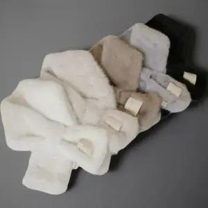 여성 쁘띠 머플러 소프트퍼 라벨 겨울 시즌 목도리