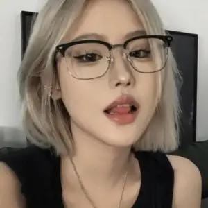 하금테 반뿔테 단안경 라이트차 안경 도수없는 블루 (WFKAE9K)