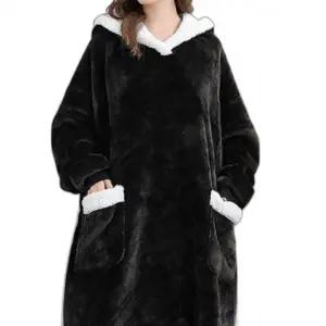 후드원피스 여성 여자 겨울 수면 원피스 홈웨어 입는 담요