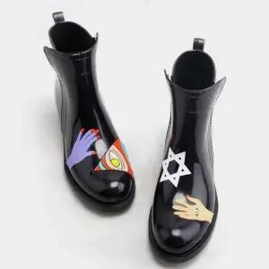 비오는 날 장마 프린팅 레인부츠 방수 앵클 여성 장화