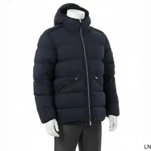 스톤아일랜드 43128 심리스 터널 나일론 다운TC 자켓