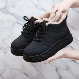 |CCS7DA8|여성 방수 키높이 스니커즈 양털 안감 겨울용 데일리 슈즈