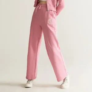 [후아유]여성 엠블럼 와이드팬츠 (WHTMD2226F-T)