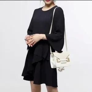 [셀러허브][라일리] Rly 여성 데일리크로스백 진주장식 비비드컬러 크로스백 (S9517438)