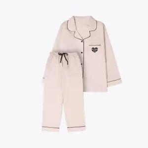 [롯데백화점]예스 (가을,겨울잠옷)트윌원단  커플 하트 남/여 잠옷2종택1 YSWNZ853YSMNZ853