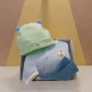 [블루독베이비](타임스퀘어점패션관)BL)체크도기우주복,양말 선물세트(45A70-041-20+45A14-810-04)