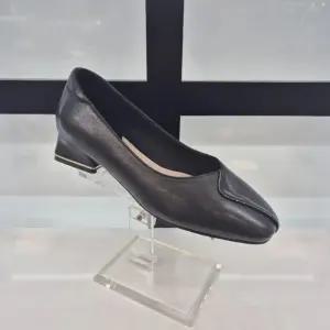 [엘칸토]엘칸토 HC11 양가죽 여성화 P3B1U5G13 (41288503)