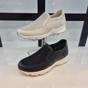 [엘칸토]엘칸토 HC11 소가죽 여성화 T1K0U4G13A (41341659)