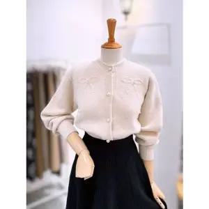 [갤러리아] [레코브]진주리본 가디건(LC31EYKC608X)