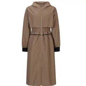 [롯데백화점]씨 프릴디테일롱후드집업점퍼SJMAI2110