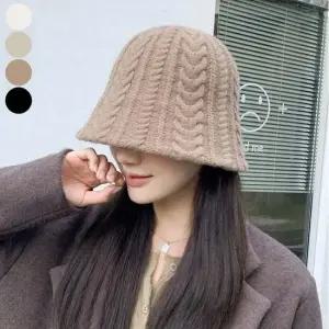 여자 꽈배기 얼굴 가려주는 겨울 니트 버킷햇 벙거지